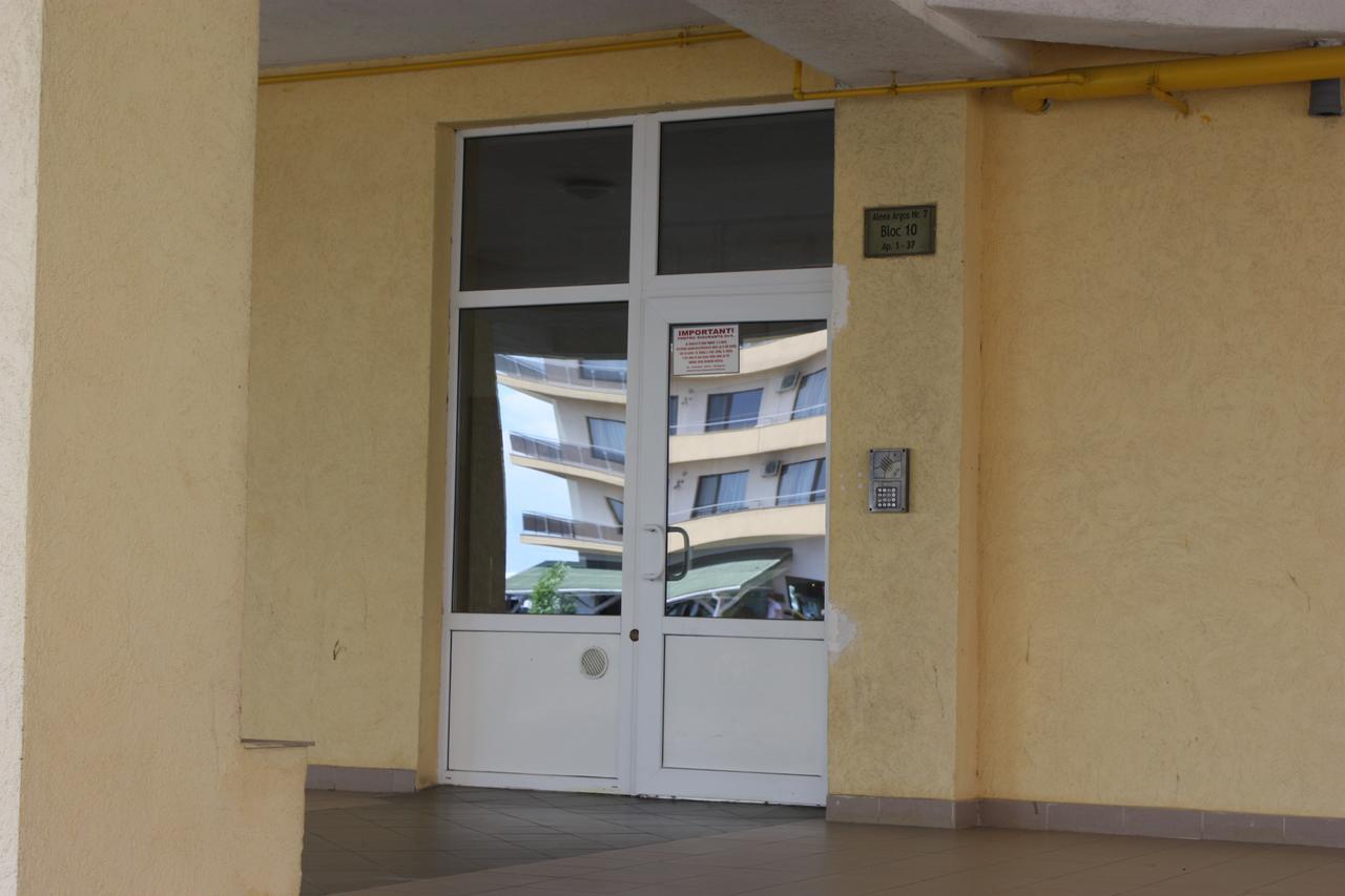 Apartament Summerland Mamaia Exterior photo